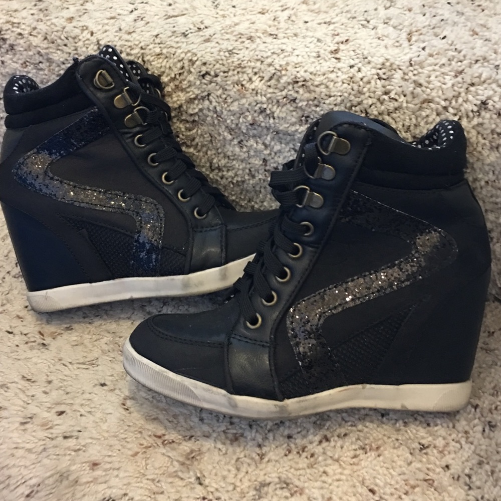 Sneaker Wedge