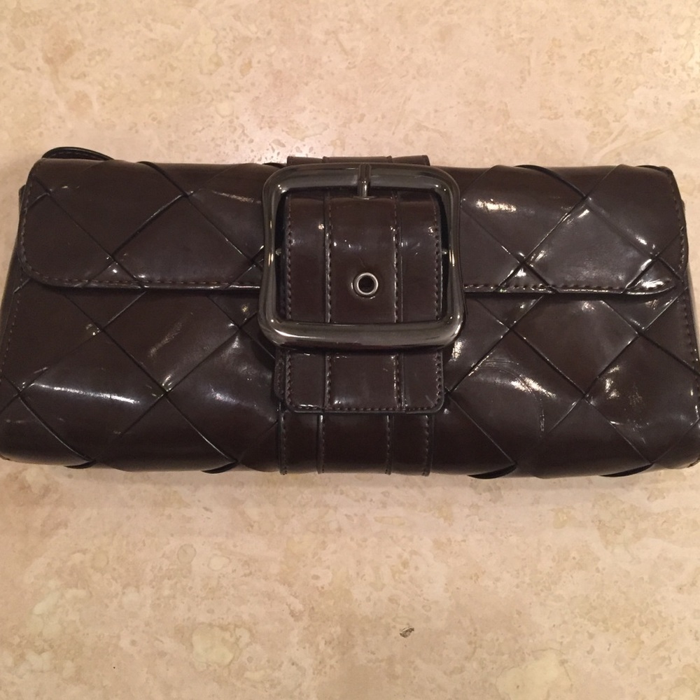 Brown clutch purse.