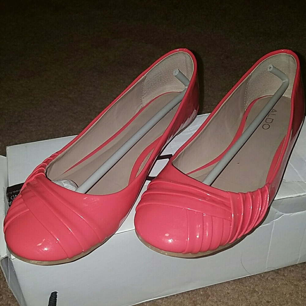 Aldo Flats. Amedia Style.