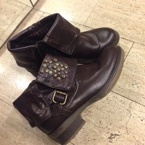 Women boots