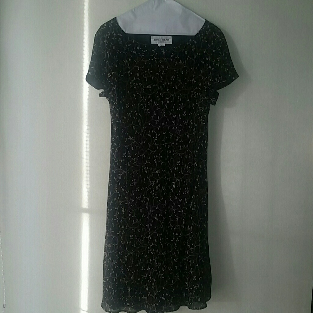 Black Jones Wear Dress