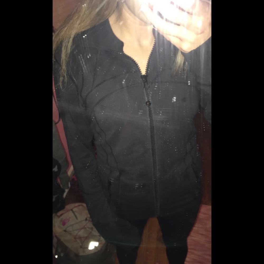 Black lululemon define jacket