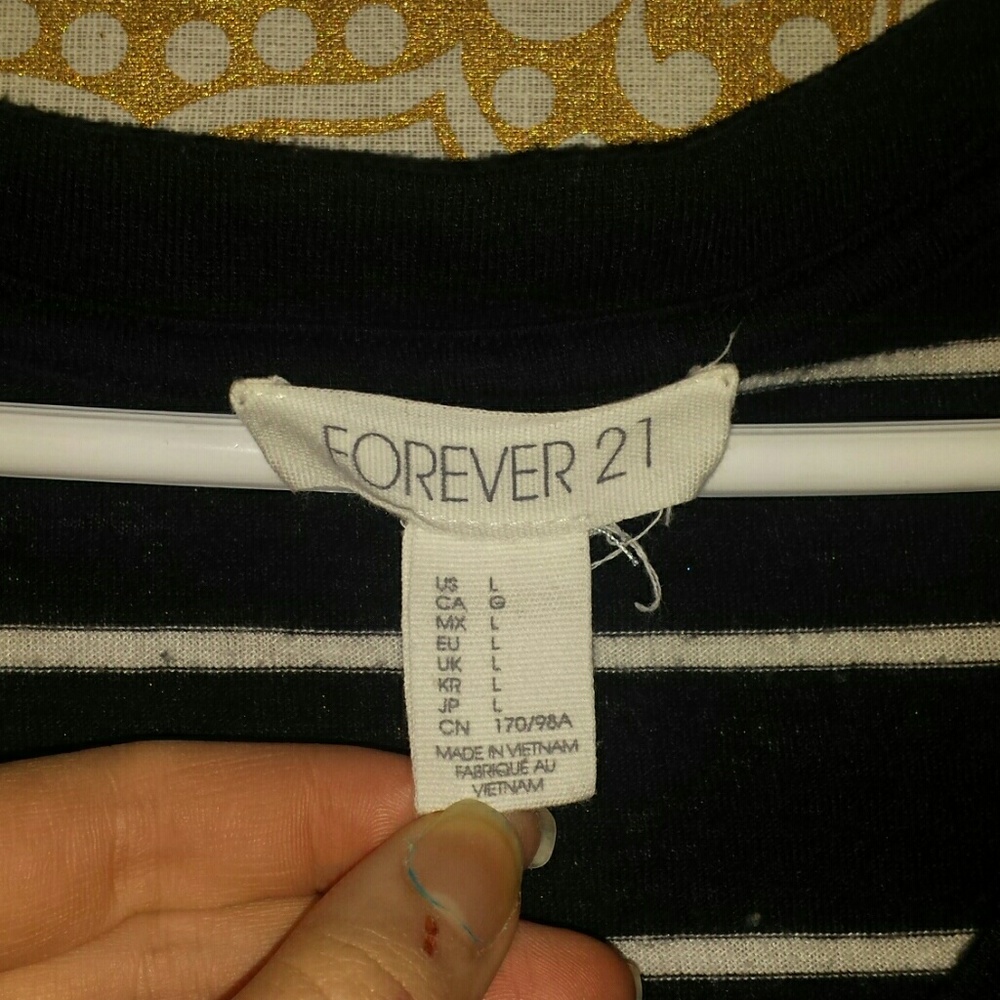 v neck tee - Picture 2 of 3
