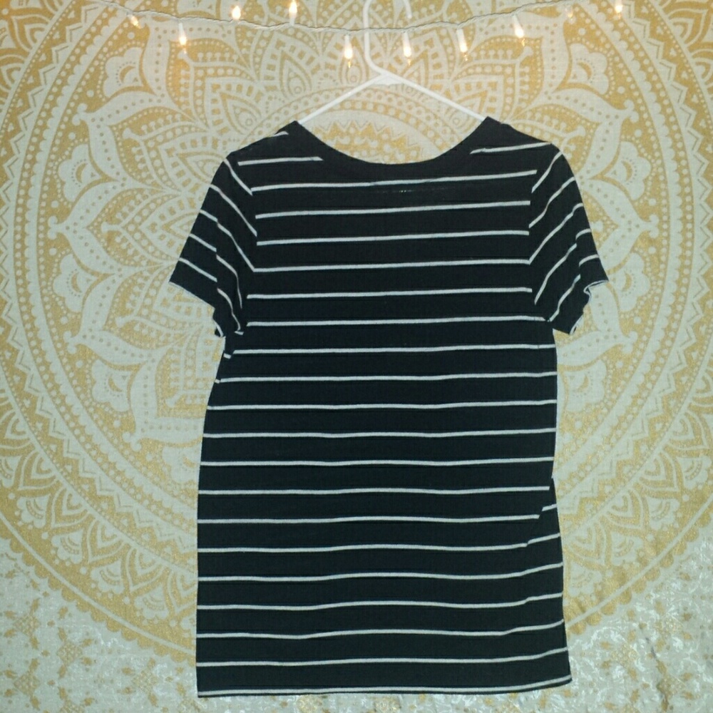 v neck tee - Picture 3 of 3