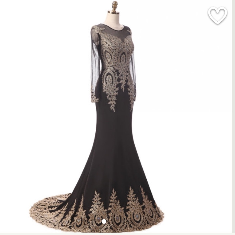 Beautiful , Elegant Mermaid Dress Size 10