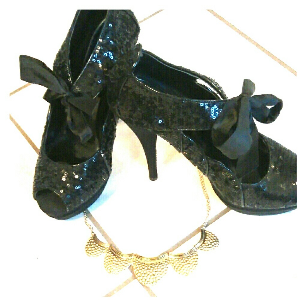 Sequins platform shoes