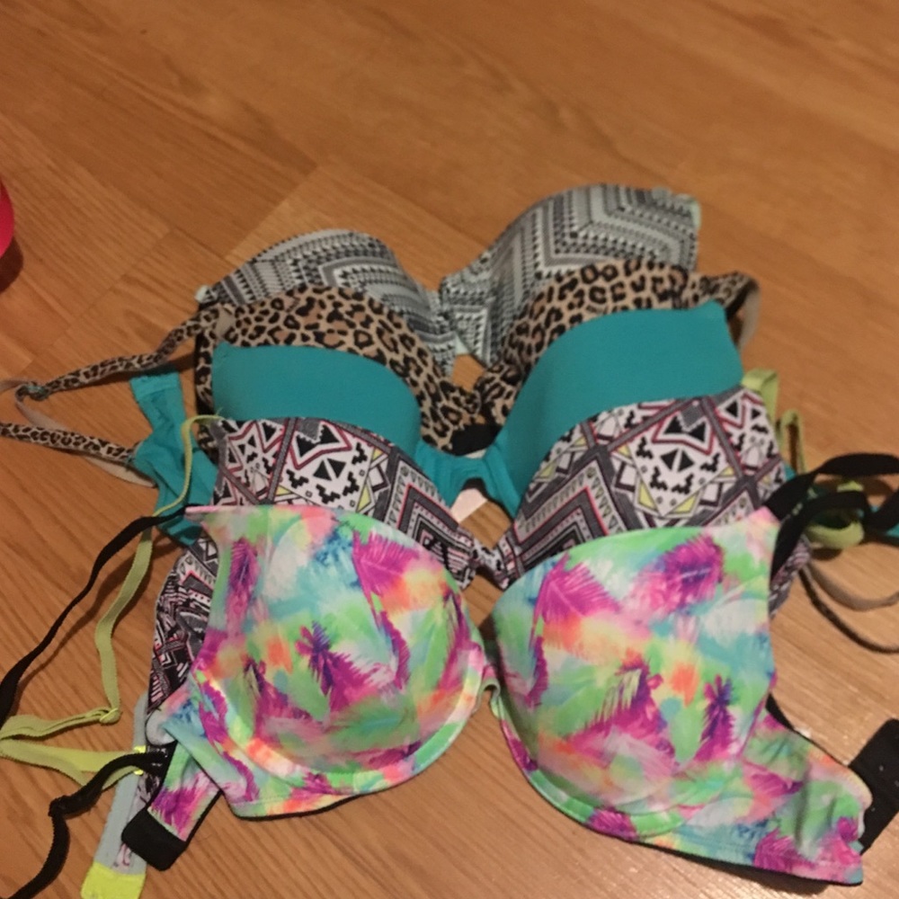 5 PINK bras