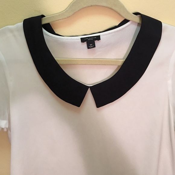 Ann Taylor White Blouse with Black Collar - Picture 2 of 2