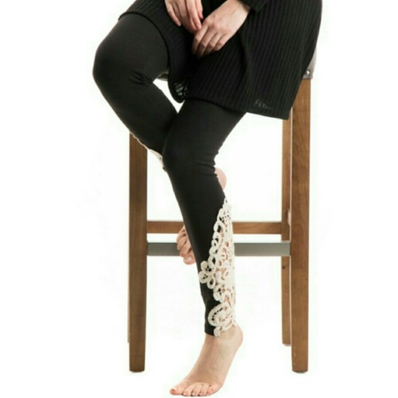 Pants - Crochet Patched Side Legging