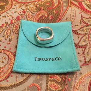 Tiffany & Co Ring size 6