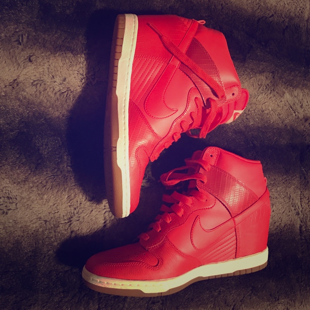 Red Nike wedge sneakers