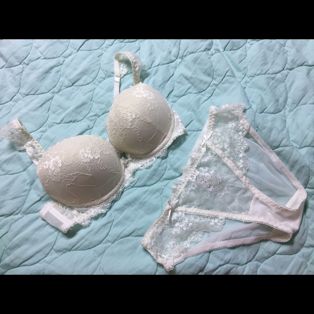 Set of bra and undie