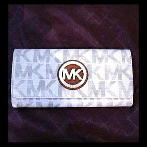 Michael Kors wallet