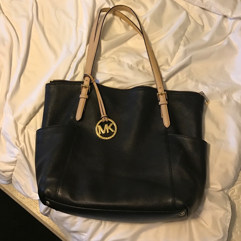 Michael Kors black purse