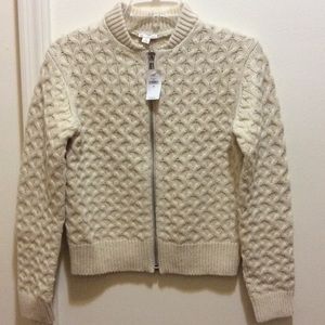 Gap Ivory cable knit sweater