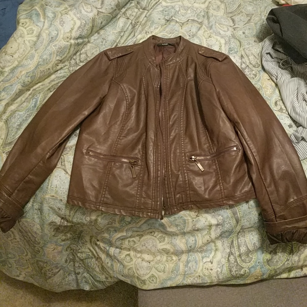 Bomber jacket