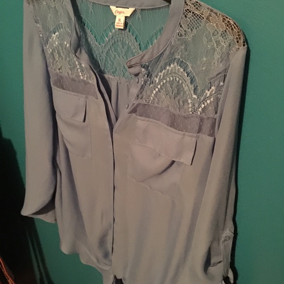 Perry winkle top - Picture 2 of 3