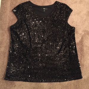 Mossimo XXl black sequence shirt.