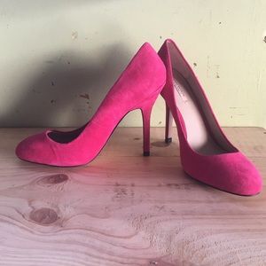 Hot pink heels heels
