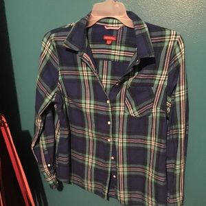 Plaid top