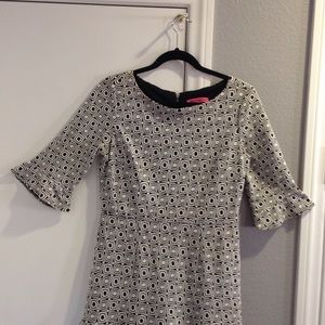 Betsey Johnson pattern dress with flair size 10