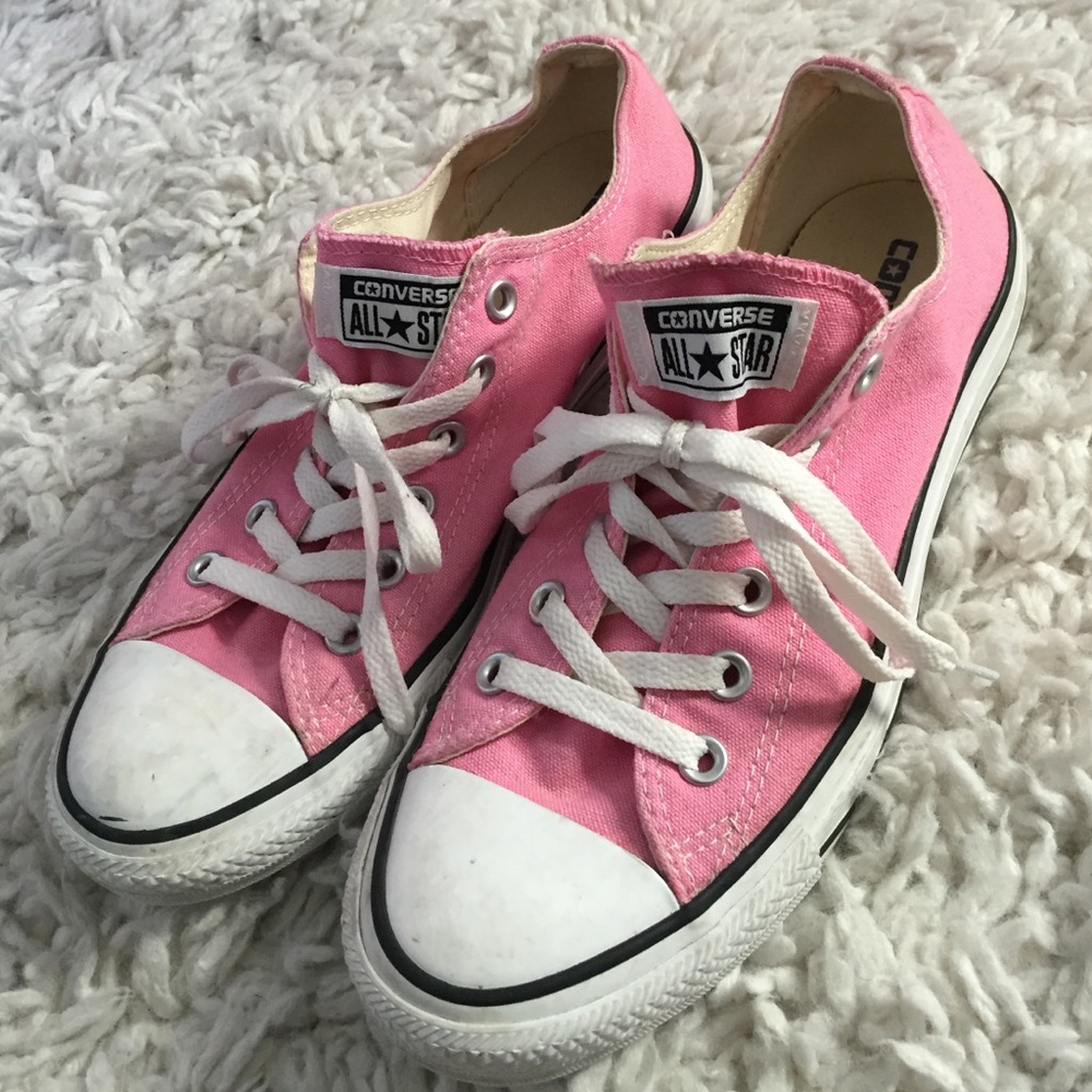 Pink low top Converse- size 9