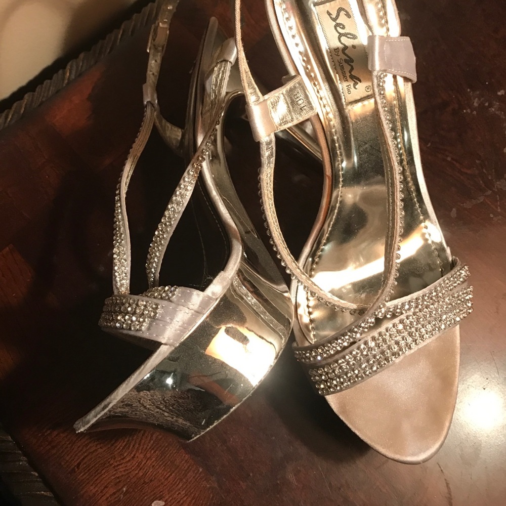 Silver platform heels - Picture 2 of 3