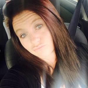 Meet your Posher, Nikki