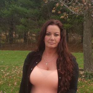 Meet your Posher, Ronenia jon