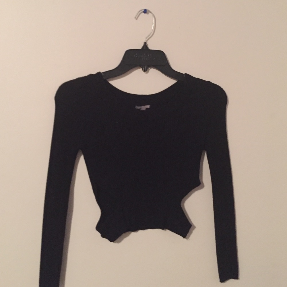 Long sleeve black crop with cutouts