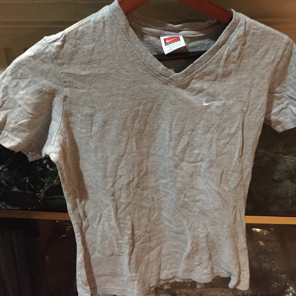 Nike grey t-shirt