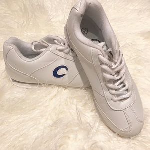 EUC Chassé "Pulse" Cheer sneaker