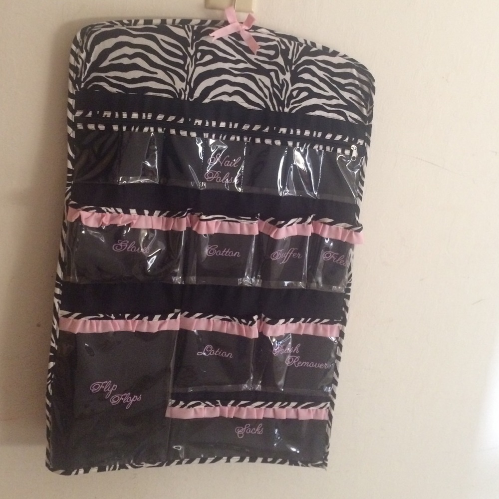 Hanger for your closet that stores all pictured(: