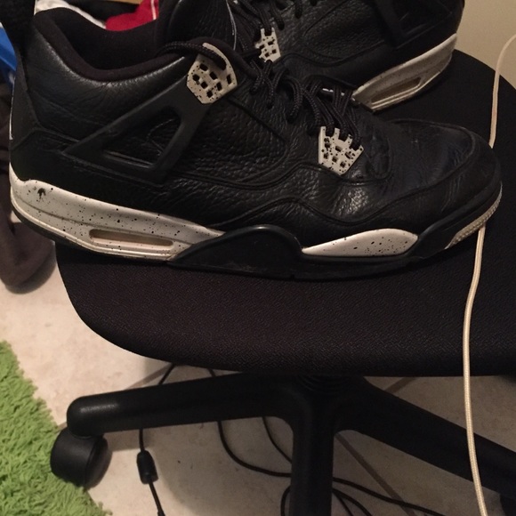 Jordan's 4's - Picture 1 of 4