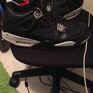Jordan's 4's