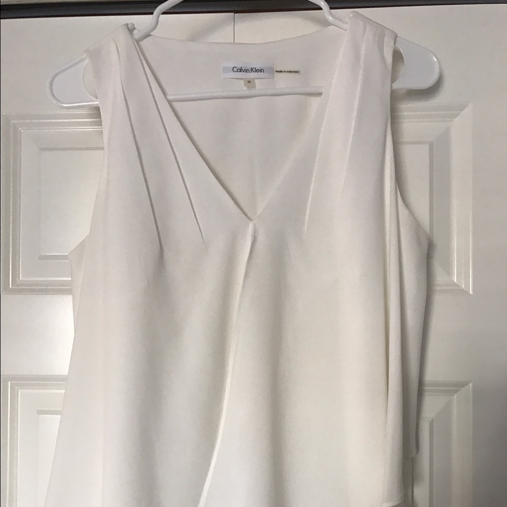 ✨🌸Calvin Klein White Tank