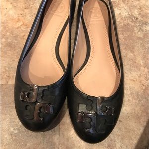 Brand new never worn Tory burch flats