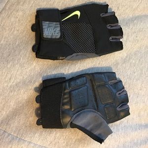 Nike Workout Gloves