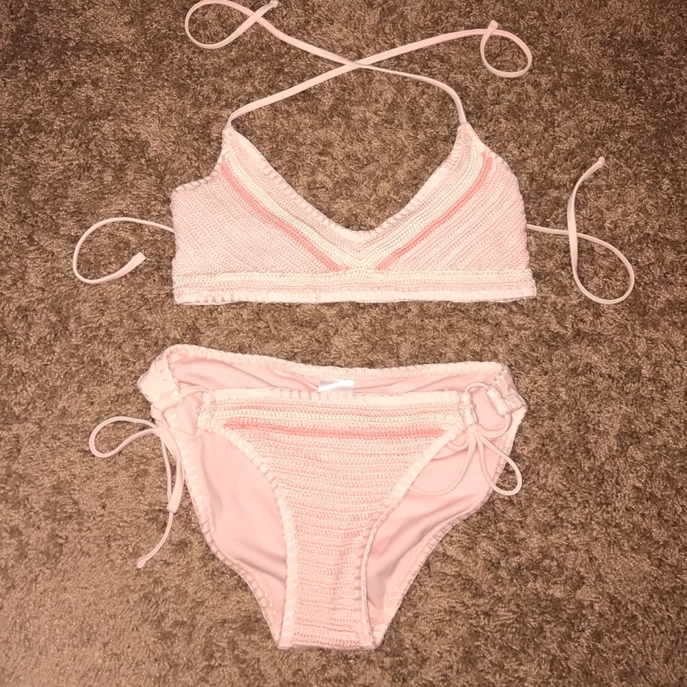 ✨SOLD on Merc✨Light pink crochet bikini set!