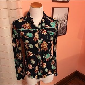 Western button up floral shirt