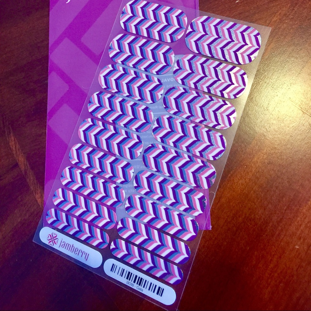 Jamberry Nail Wraps "Gala"