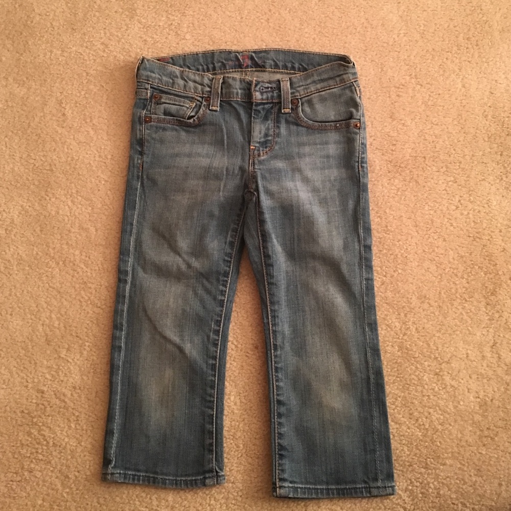 Kids light wash blue jeans!