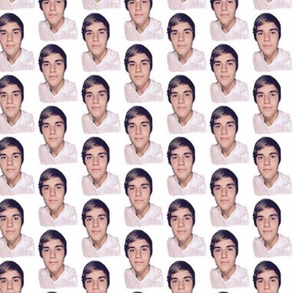 Meet your Posher, Jessica - Picture 1 of 1