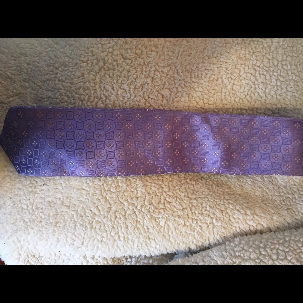 Ike Behar tie