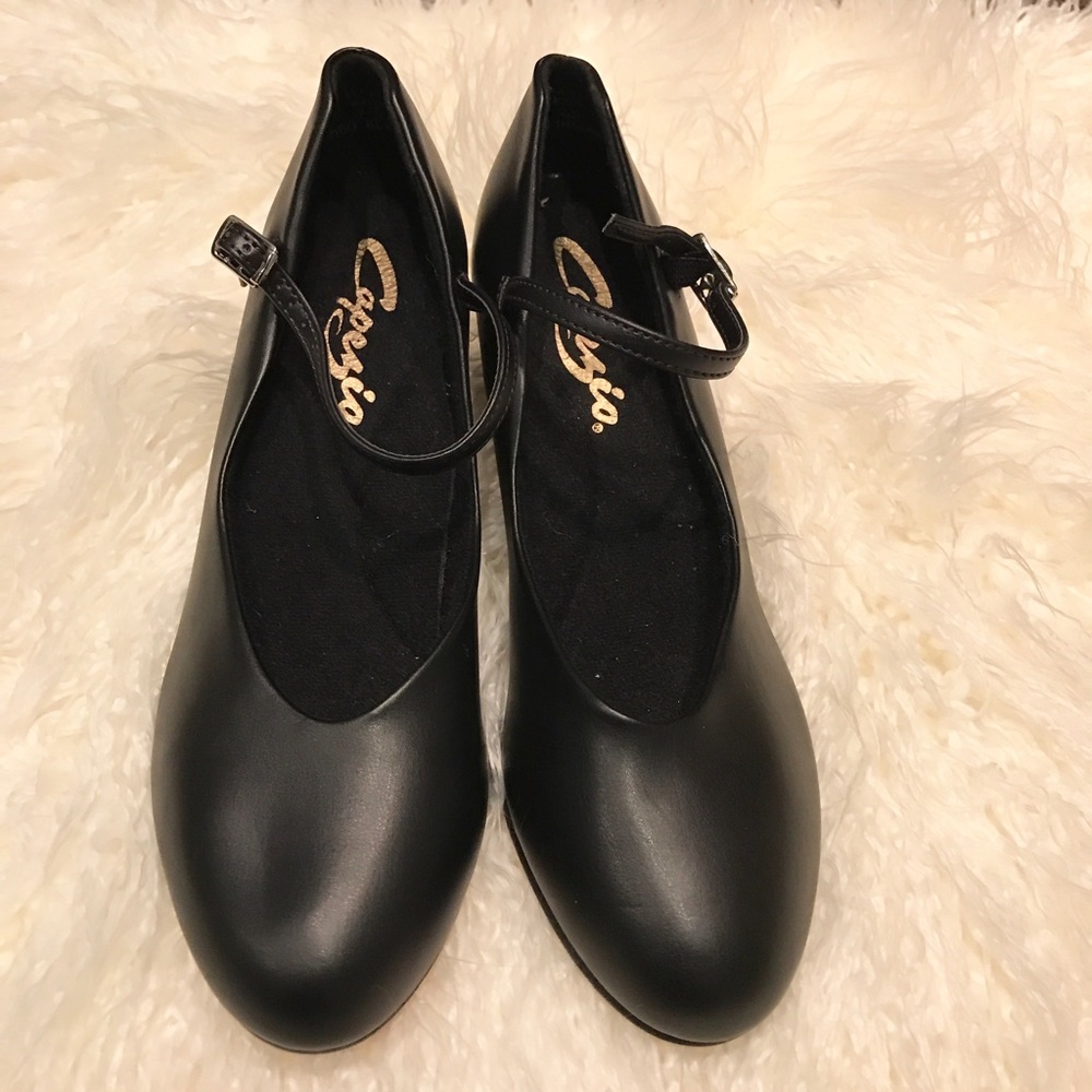 EUC Capiezo Adult Junior 550 **Size 7.5**