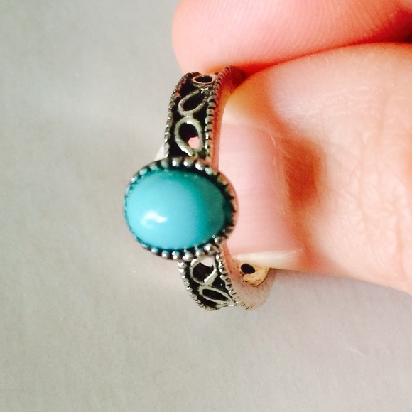 ❗️SOLD Free People Turquoise Antique Ring Sz 7 - Picture 2 of 2