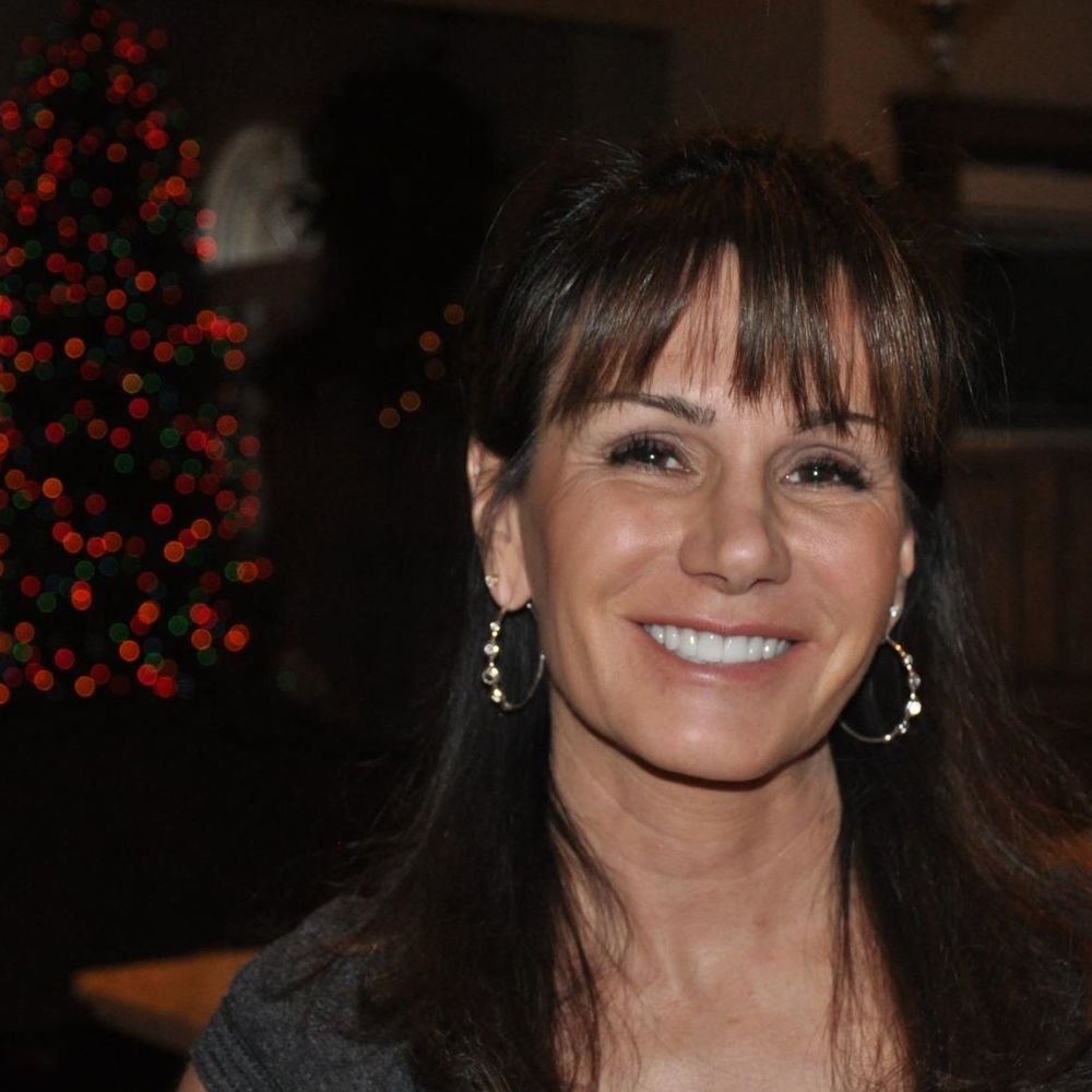 Meet your Posher, Lenore