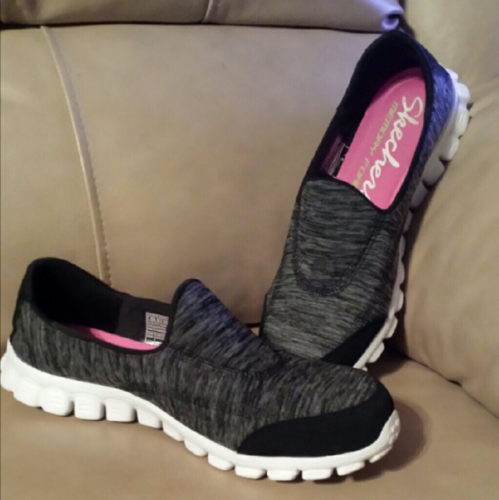 Skechers