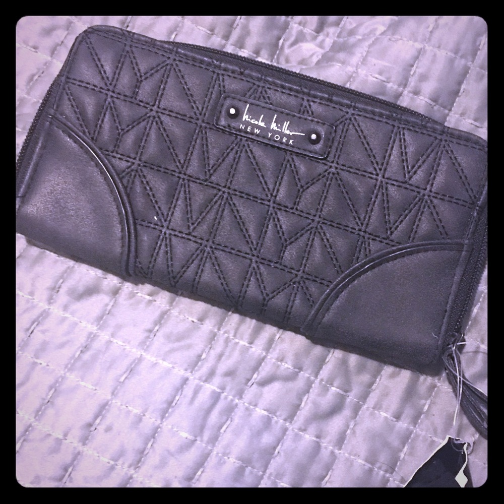 ✖️✖️✖️SOLD✖️✖️✖️ Nicole Miller Wallet