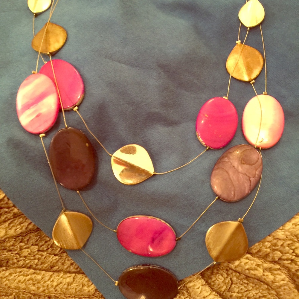 Three strand tiered necklace